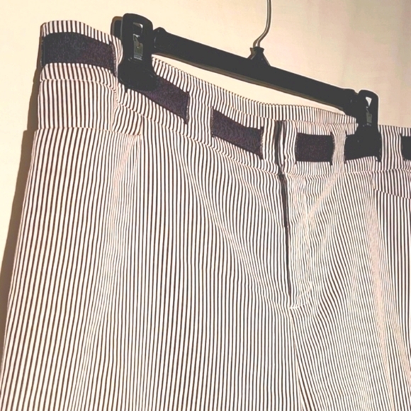 INC International Concepts Womans Black & White Striped Capri Pants, Size: 14 - Picture 3 of 7